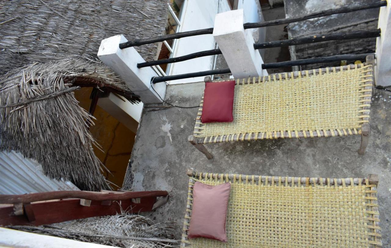 Jambohouse Lamu Bed and Breakfast Εξωτερικό φωτογραφία